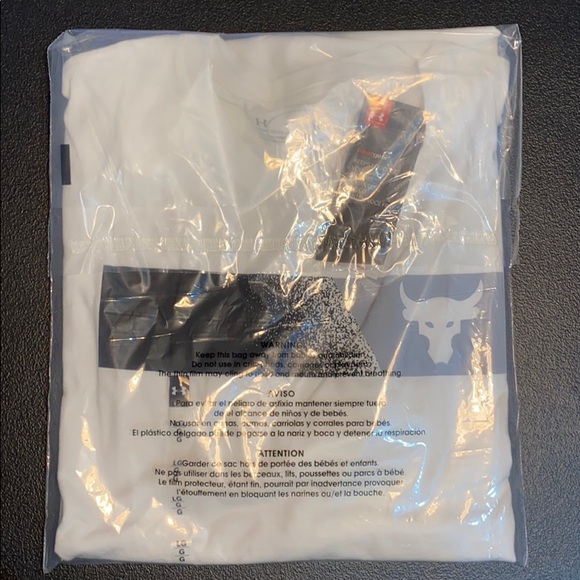 🍃SALE🍃 Under Armour Project Rock Men White Tee Bull Athletic Size 1347699 100 - Picture 2 of 3